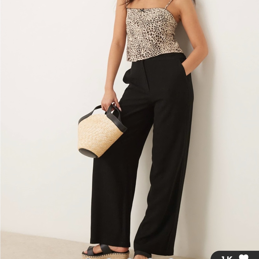 Elegant Black Women's Wide-Leg Pants